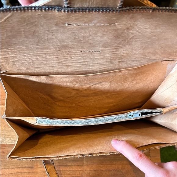 Vintage Tan Snakeskin Handbag - Picture 5 of 7